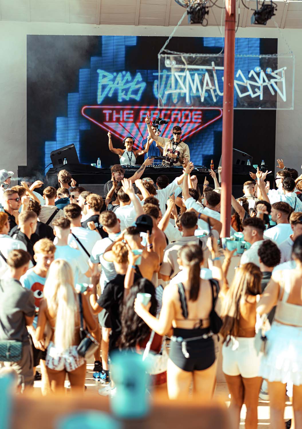 Bass Jamz 528 ibiza event, ellia jaya and ellam artists with crowd in front